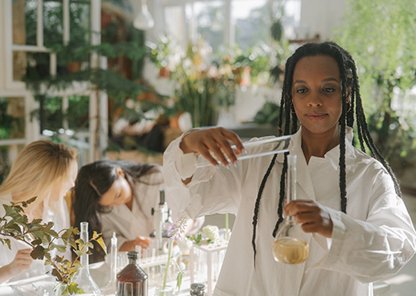 美業新貴?“功效護膚”或成疫情下市場新解!